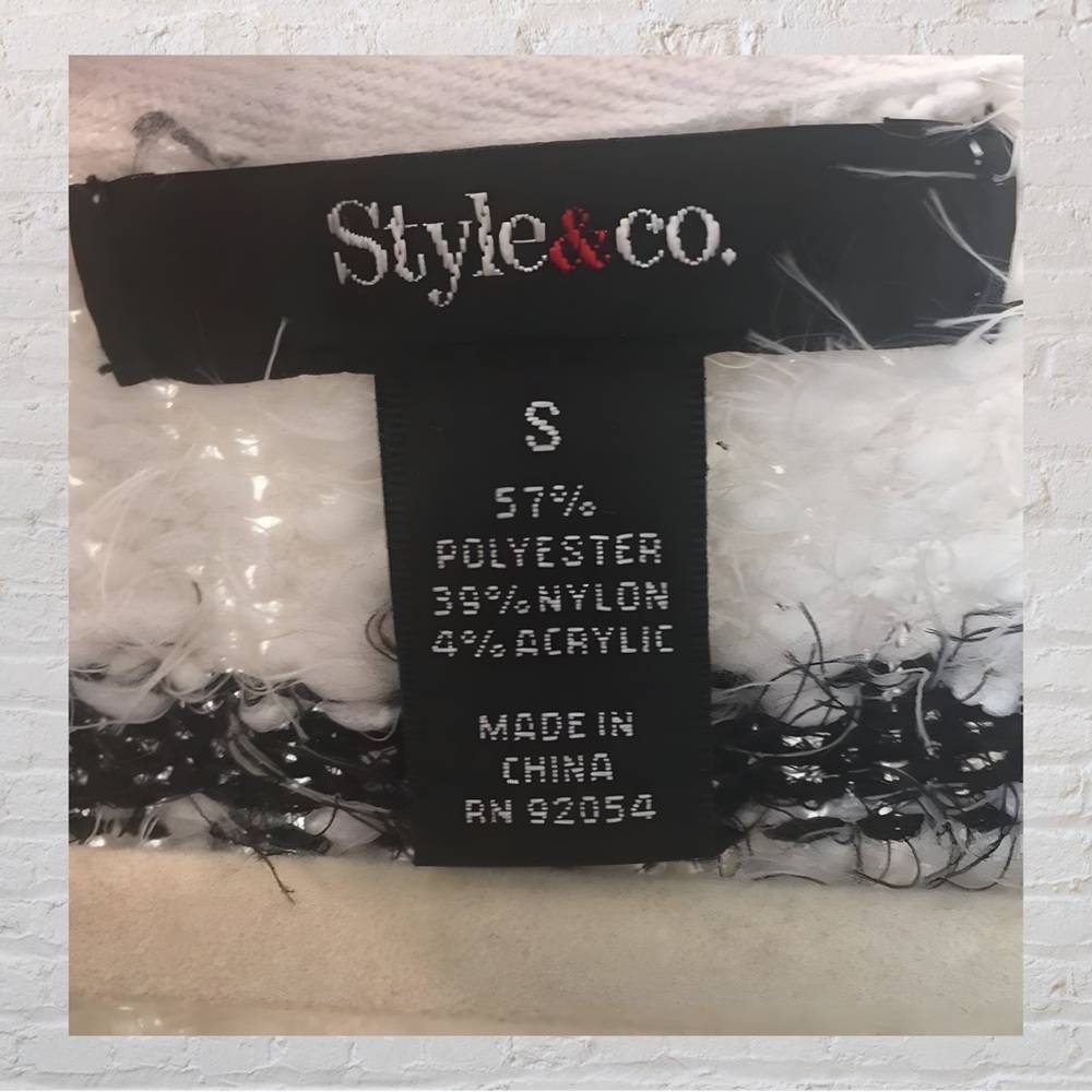 Style & Co - Women’s Striped Fuzzy Sweater w/Front Pockets, Small - Picture 5 of 5